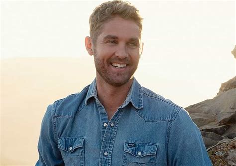 brett young net worth 2022